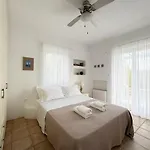 بيت للعطل Sunny House