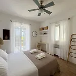 بيت للعطل Sunny House Pounda